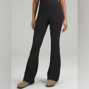 LuluLemon: High-rise Align Flare Leggings: Size 6 black
